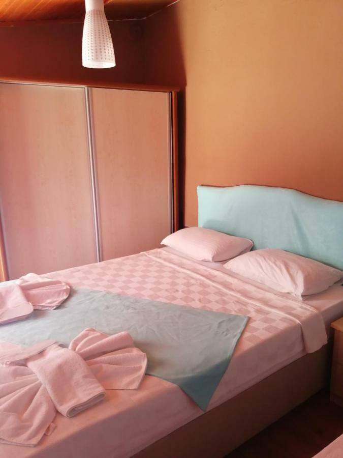 Alacati Sakiz Ev Hotel Екстериор снимка